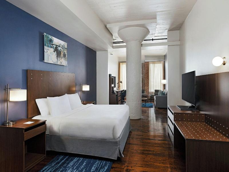 Fairfield Inn & Suites Dallas Downtown image