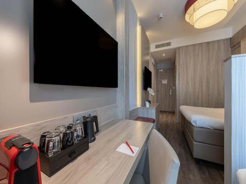 Ramada The Hague Scheveningen image