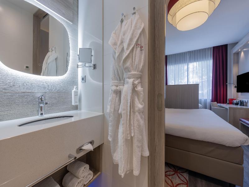 Ramada The Hague Scheveningen image