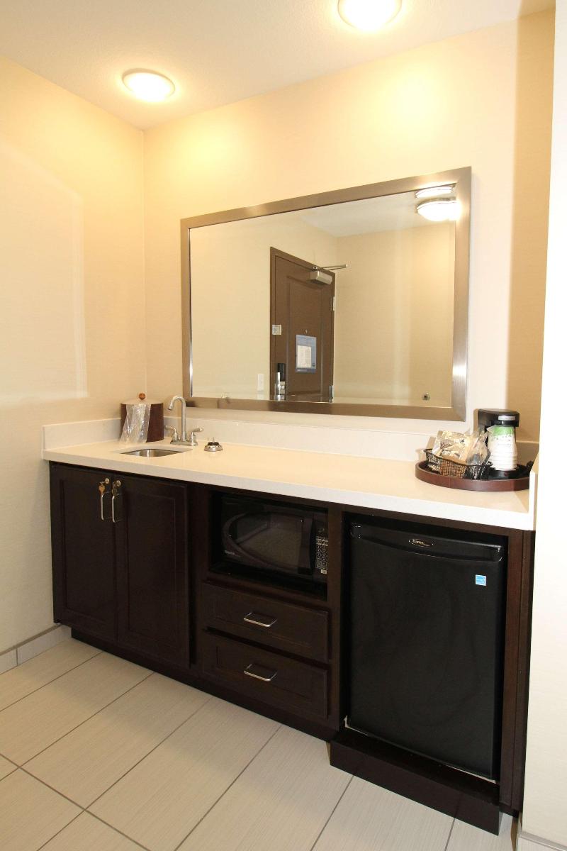 Hampton Inn & Suites Sandusky/Milan image