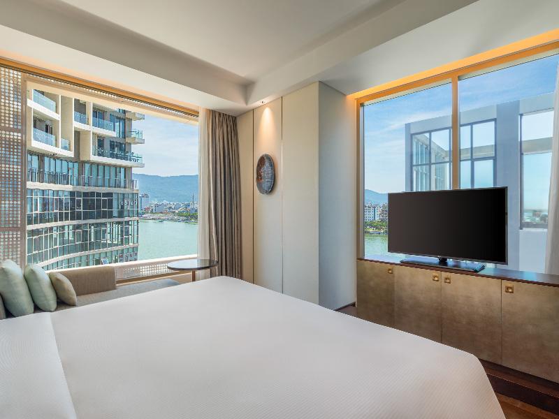 Hilton Da Nang image