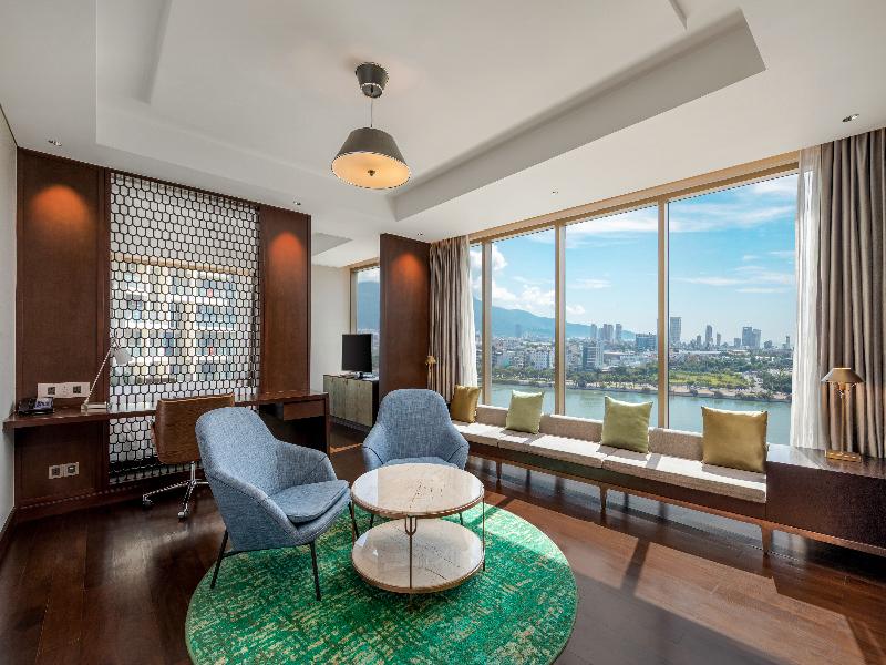 Hilton Da Nang image