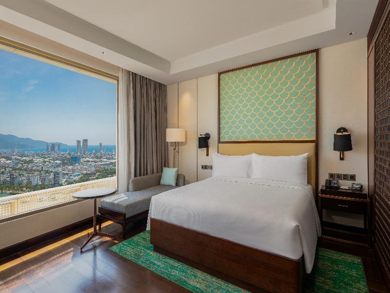 Hilton Da Nang image