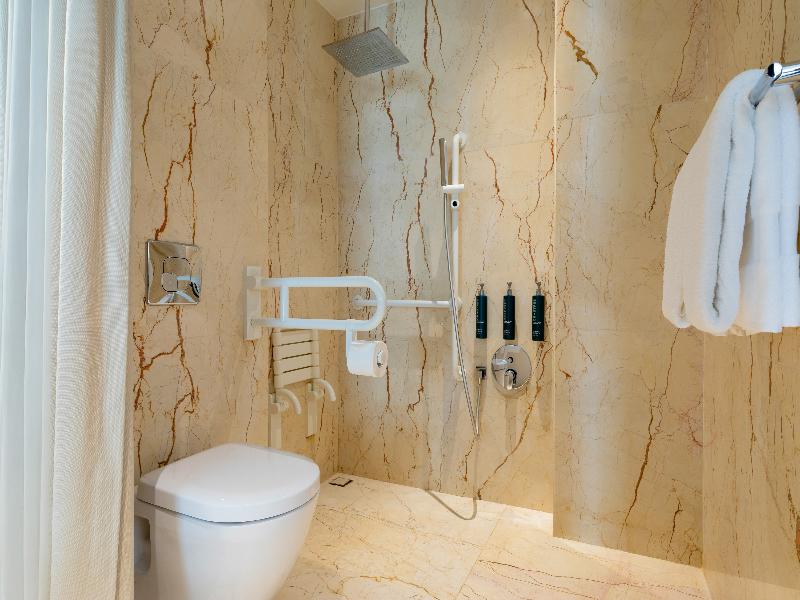 Hilton Da Nang image