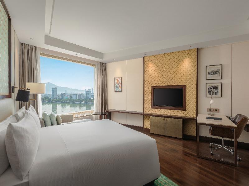Hilton Da Nang image