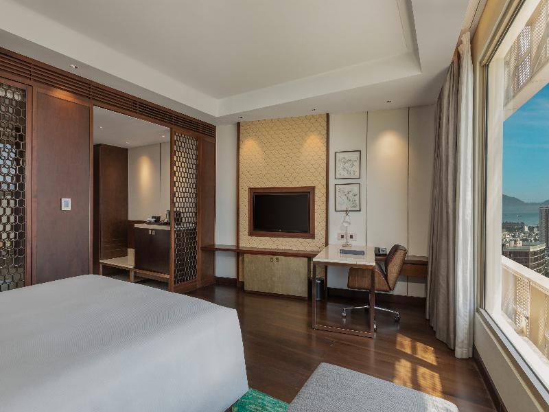 Hilton Da Nang image