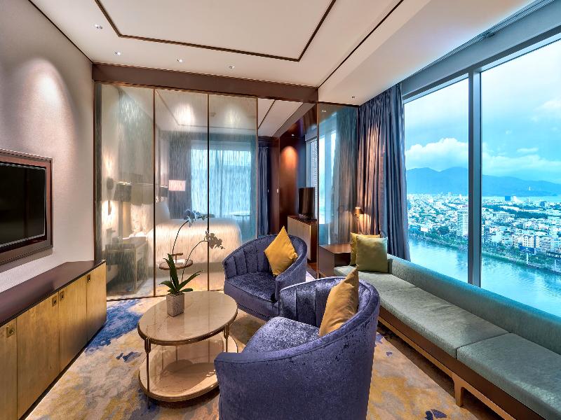 Hilton Da Nang image
