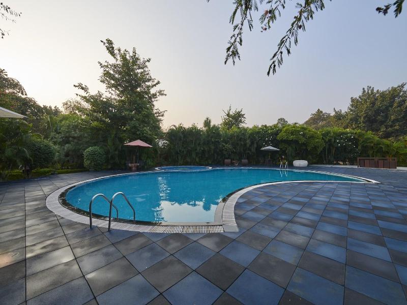 Acorn Hideaway Resort & Spa