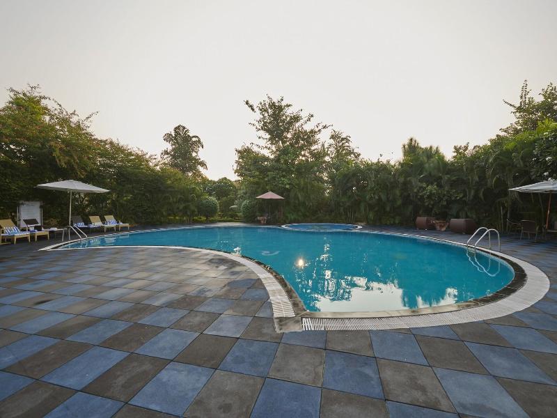 Acorn Hideaway Resort & Spa