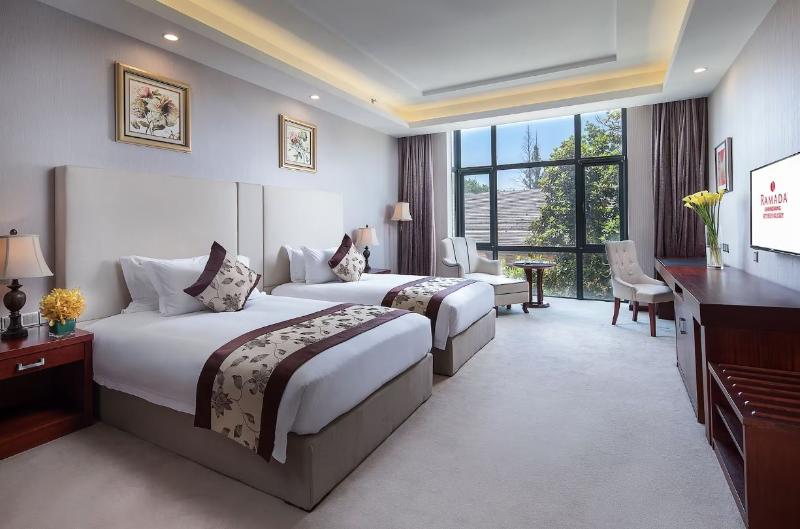 Bed room