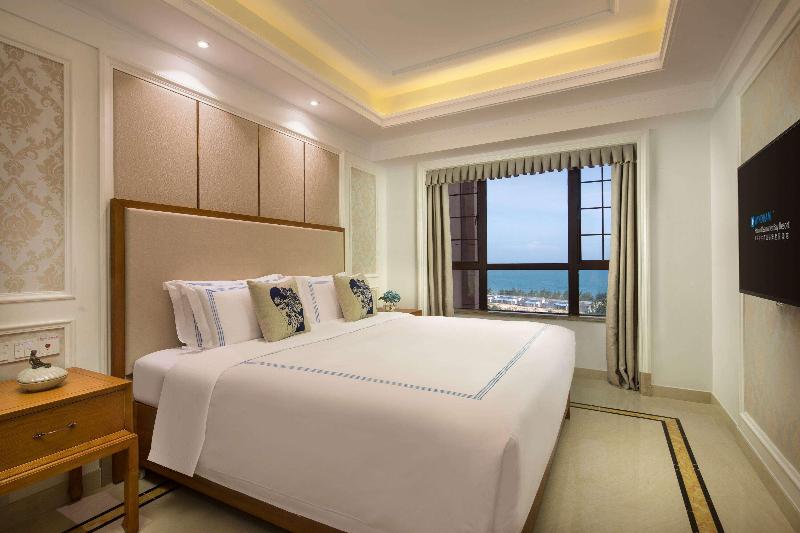 Wyndham Hainan Clearwater Bay Resort image