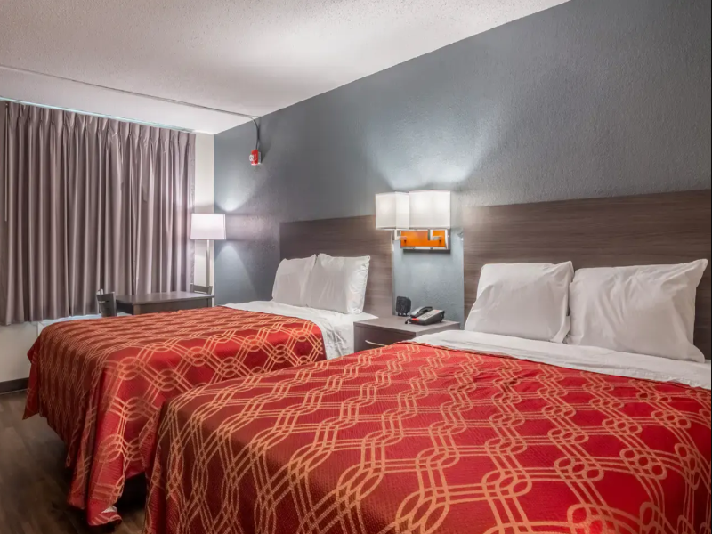 Econo Lodge East Ridge image