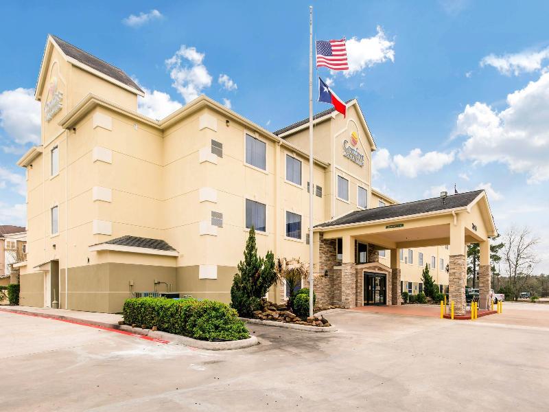 Comfort Inn & Suites IAH Bush Airport - East image