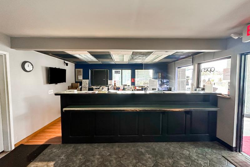 Executive Inn Ridgeway I-77 image