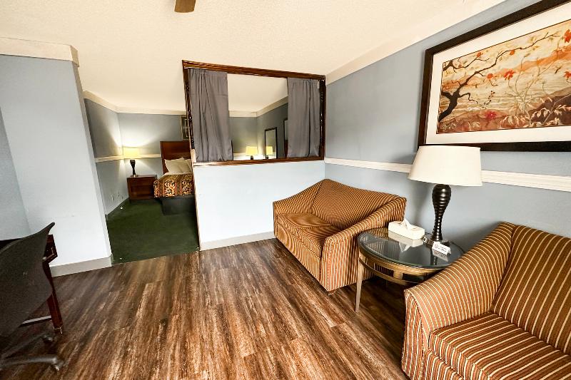 Executive Inn Ridgeway I-77 HAB