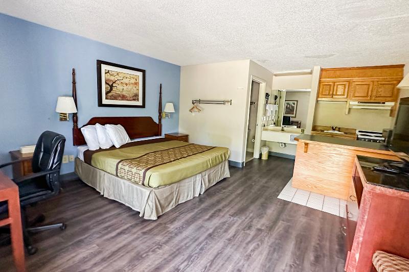 Executive Inn Ridgeway I-77 image