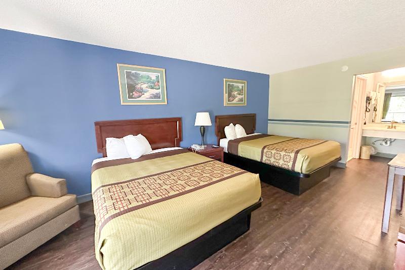 Executive Inn Ridgeway I-77 image