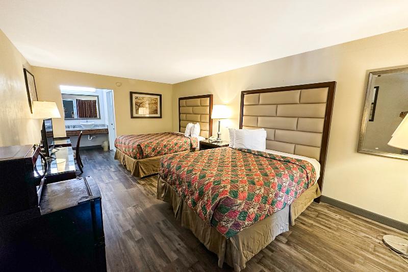 Executive Inn Ridgeway I-77 image