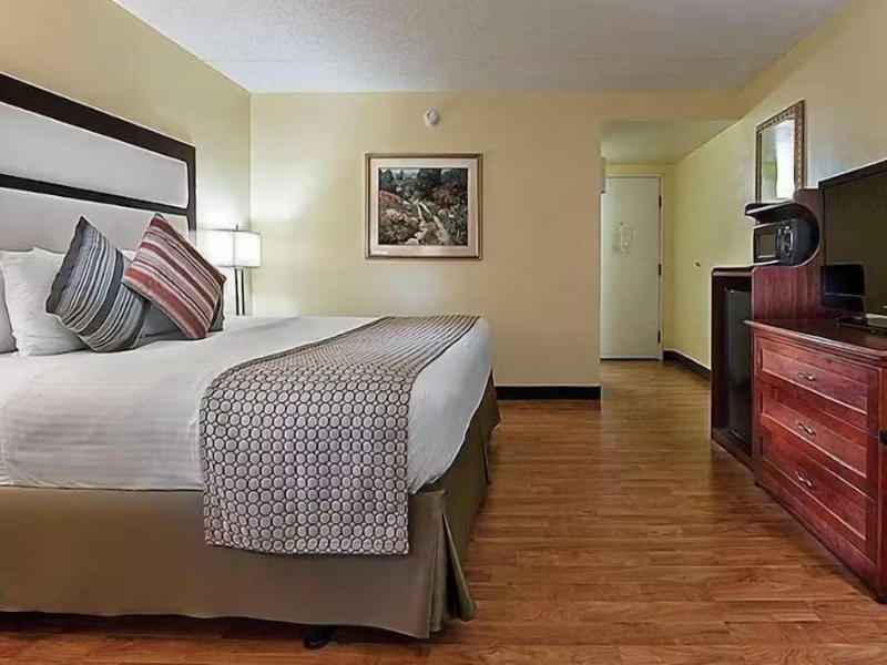Baymont by Wyndham Norcross Atlanta image