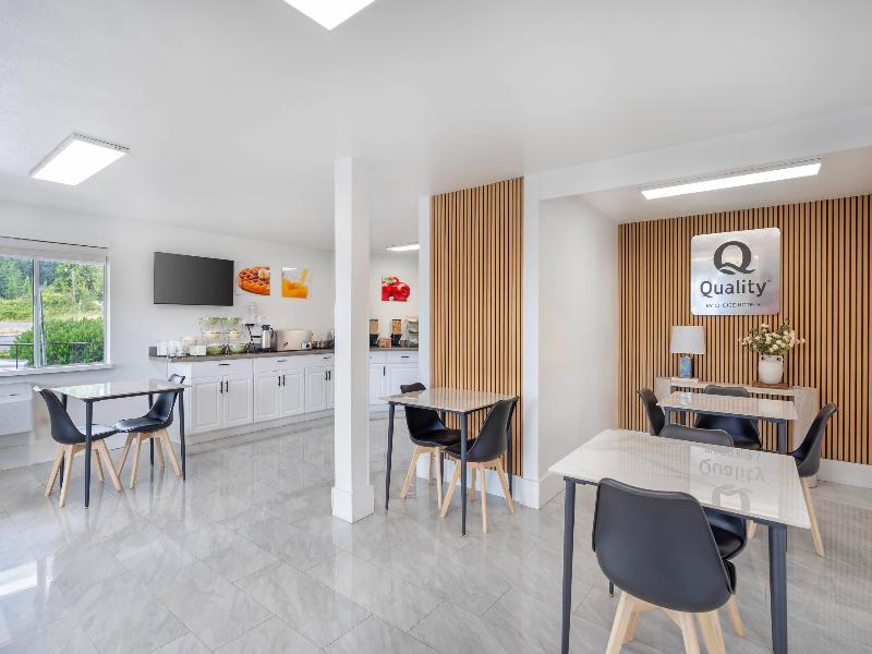Quality Inn & Suites Silverdale Bangor-Keyport image