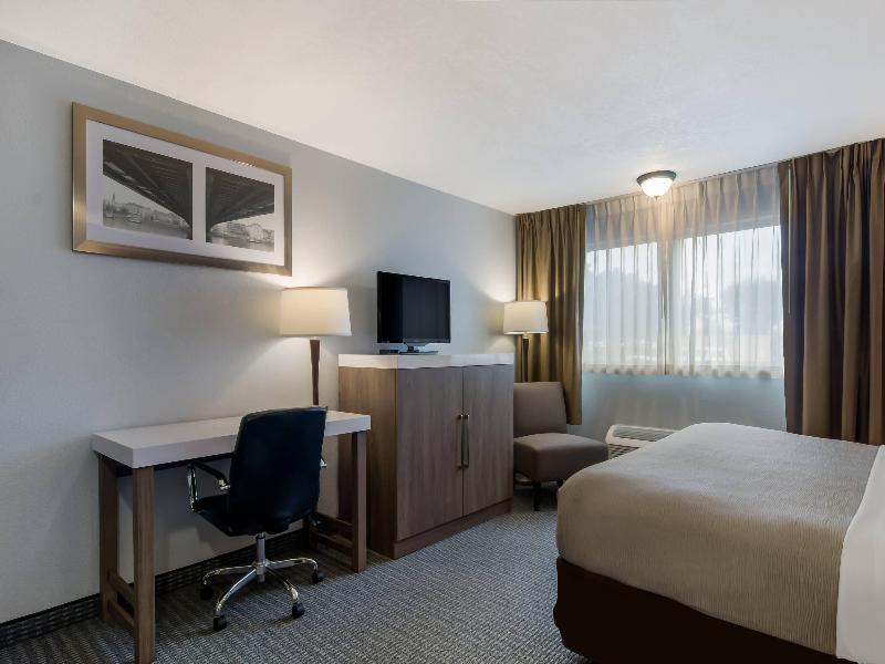 Quality Inn & Suites Silverdale Bangor-Keyport image