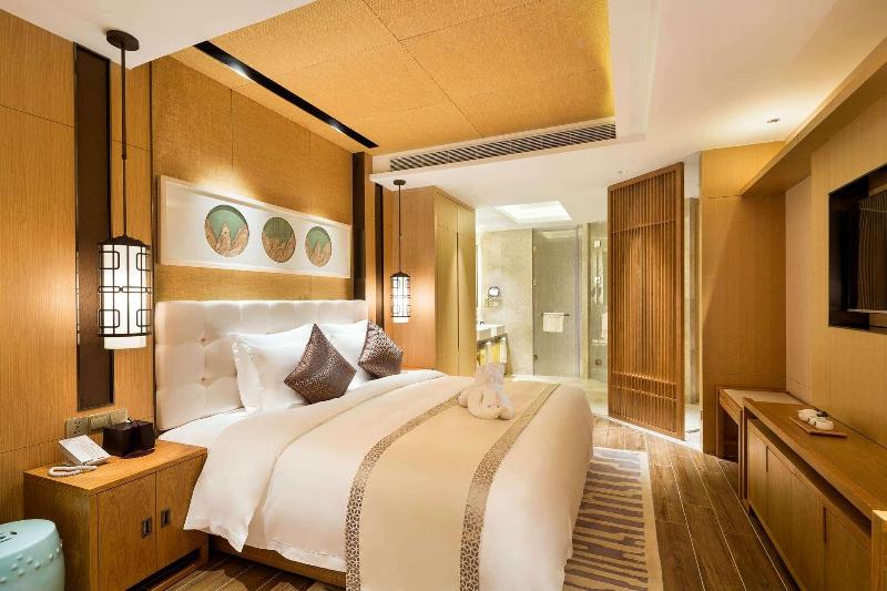 Wyndham Grand Plaza Royale Wenchang image
