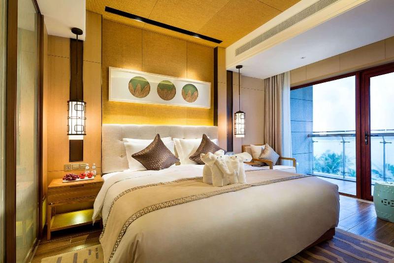 Wyndham Grand Plaza Royale Wenchang image