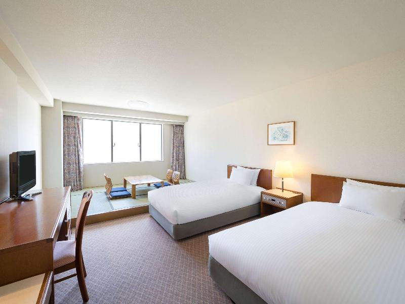 Grand Mercure Yatsugatake Resort & Spa image