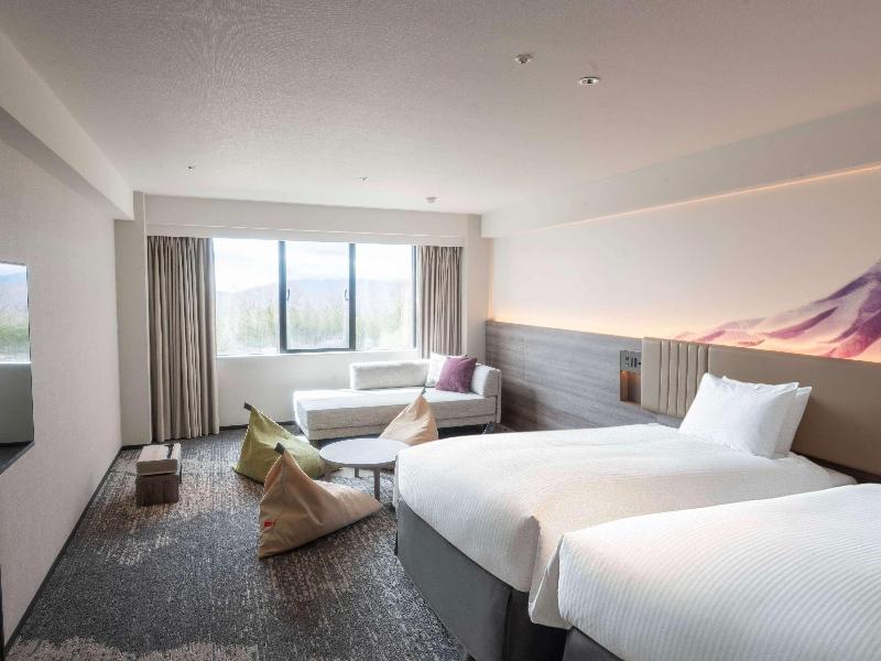 Grand Mercure Yatsugatake Resort & Spa image