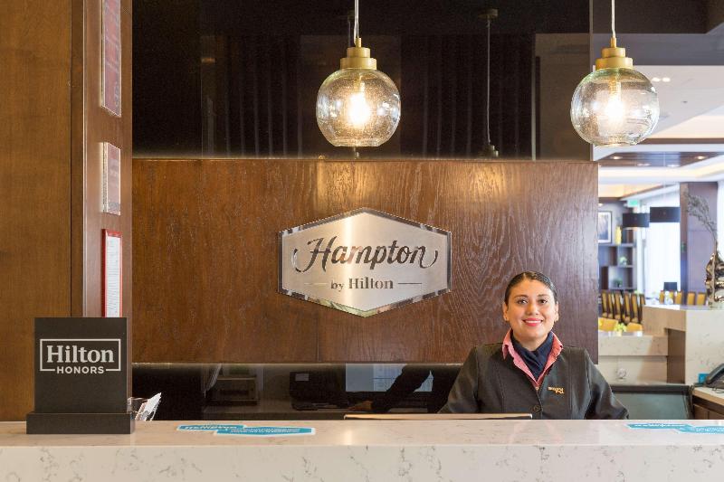 Hampton Inn by Hilton Tijuana image