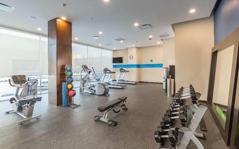 Hampton Inn by Hilton Tijuana image