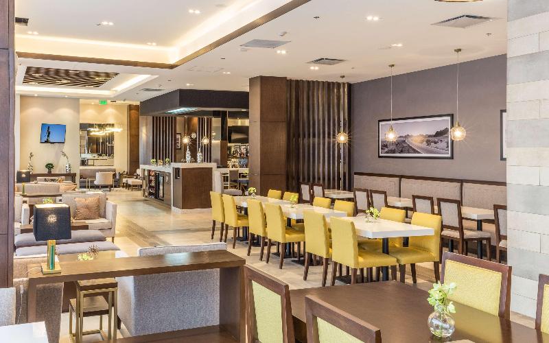Hampton Inn by Hilton Tijuana image
