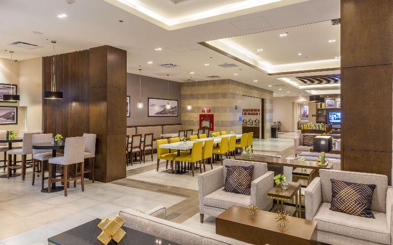 Hampton Inn by Hilton Tijuana image