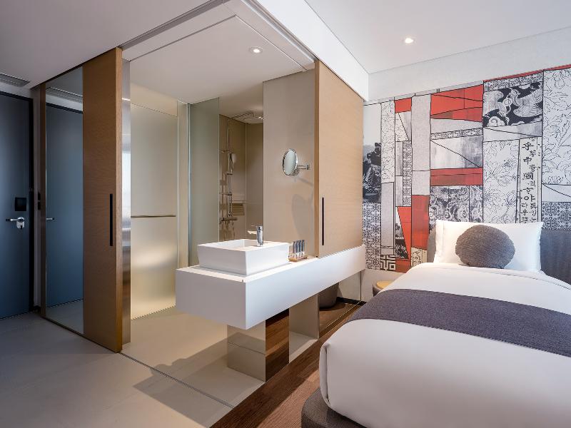 Novotel Ambassador Seoul Yongsan-Seoul Dragon City image