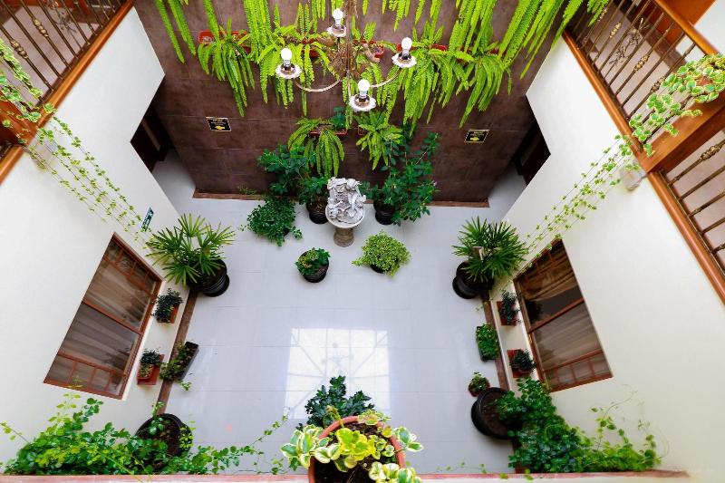 Boutique Castilla De Leon image