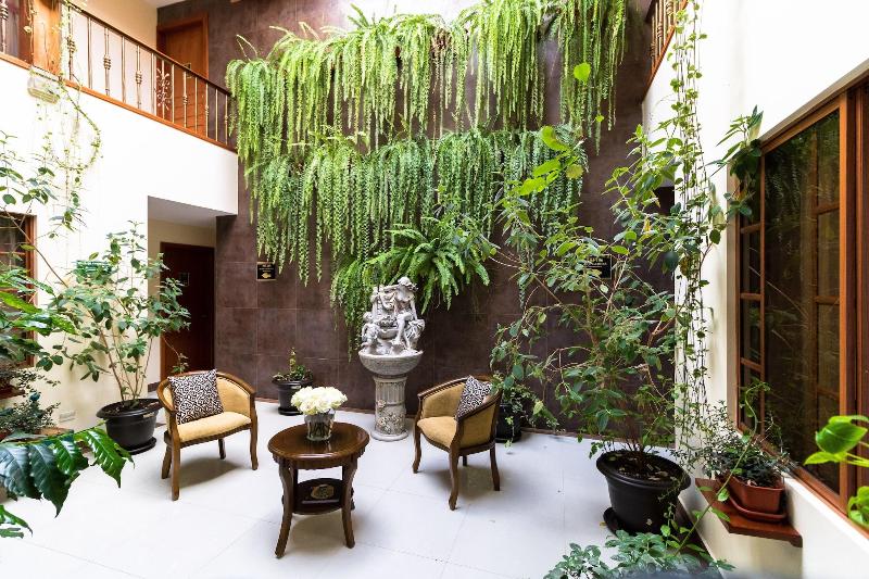 Boutique Castilla De Leon image