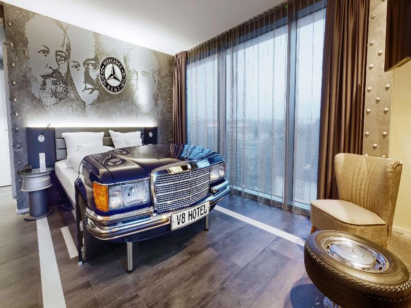 V8 Hotel Motorworld Region Stuttgart, BW Premier image