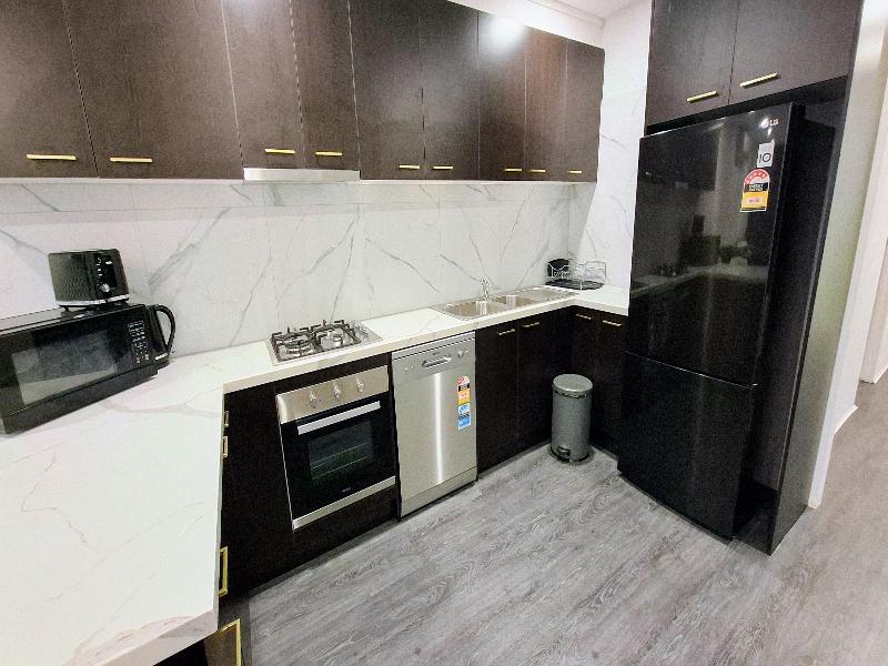Exodus Dandenong Apartment Hotel image