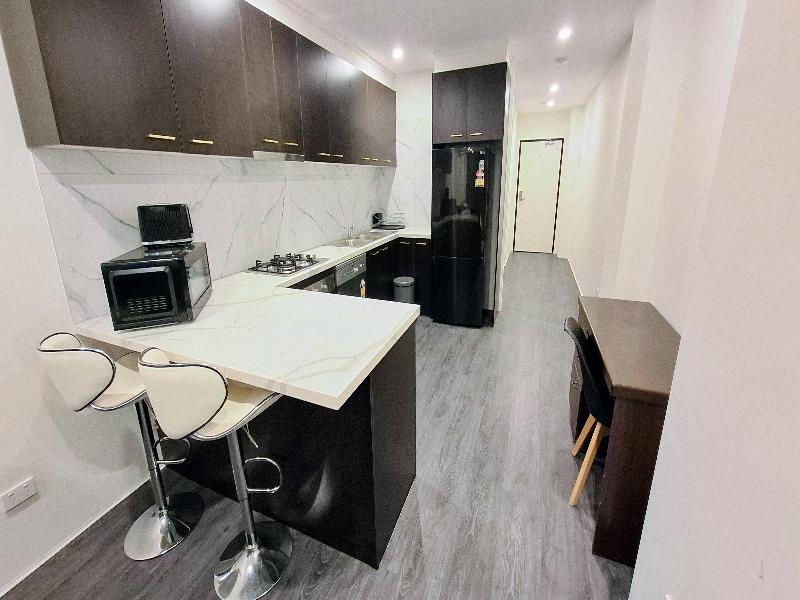 Exodus Dandenong Apartment Hotel image