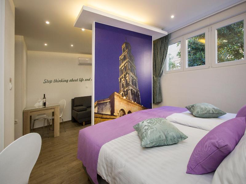 Studio Apartments 4 You In Split image