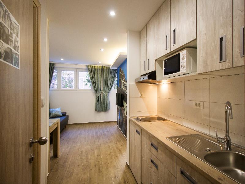 Studio Apartments 4 You In Split image