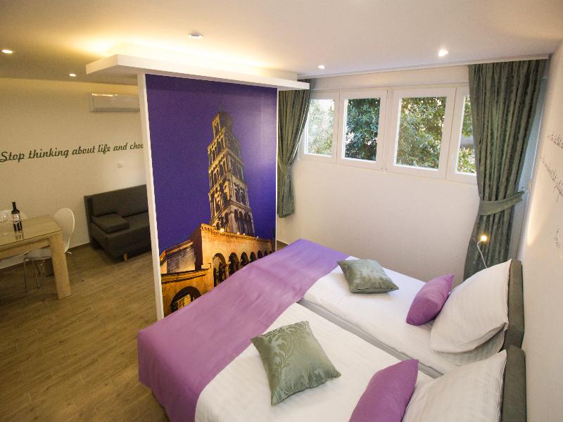Studio Apartments 4 You In Split image