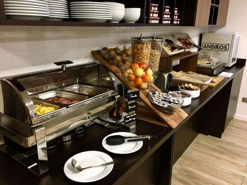 Brit Hotel Martigues image