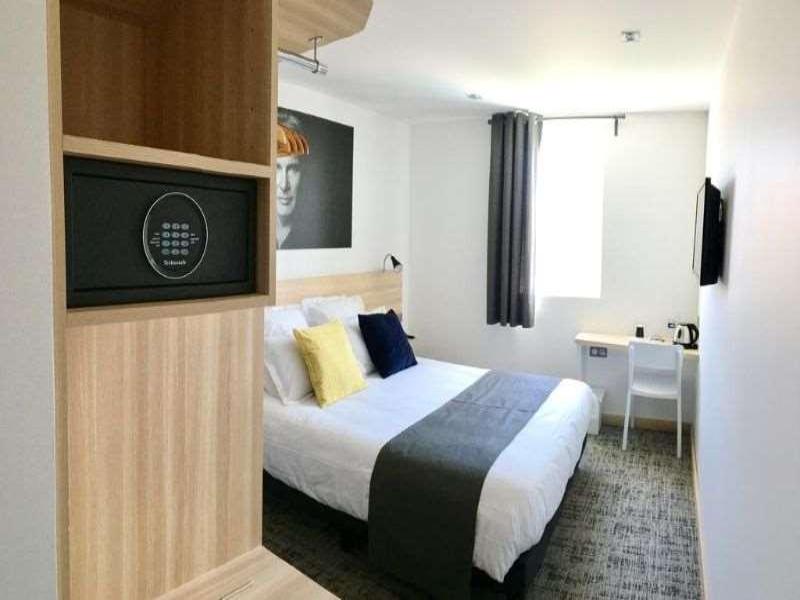 Brit Hotel Martigues image