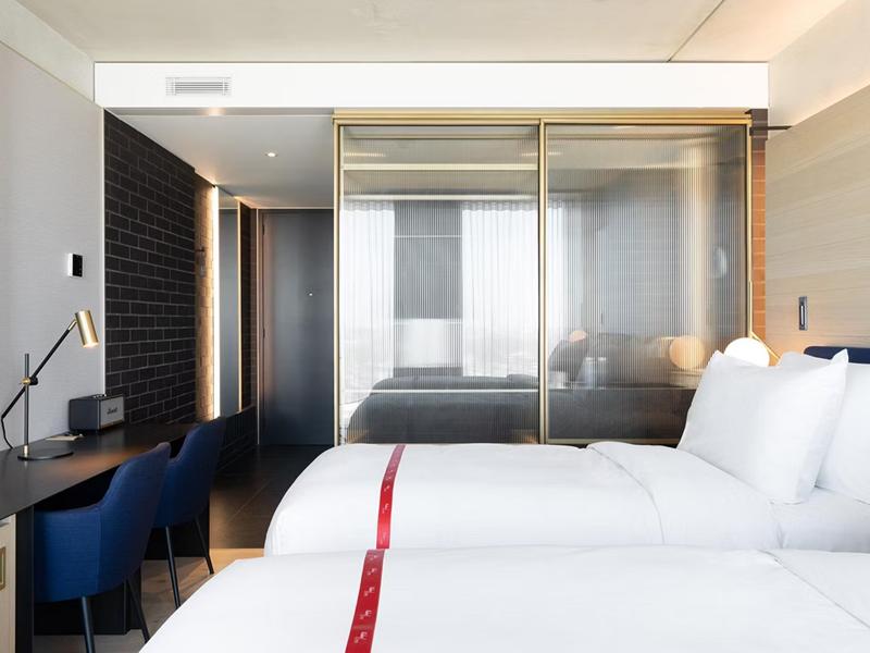 Ruby Emma Hotel Amsterdam by IHG image