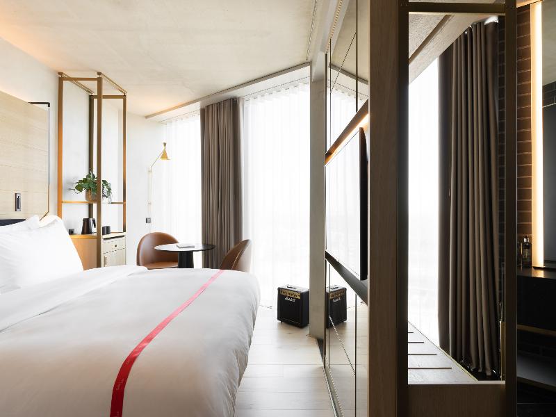 Ruby Emma Hotel Amsterdam by IHG image