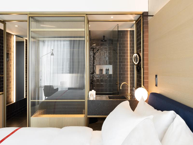 Ruby Emma Hotel Amsterdam by IHG image