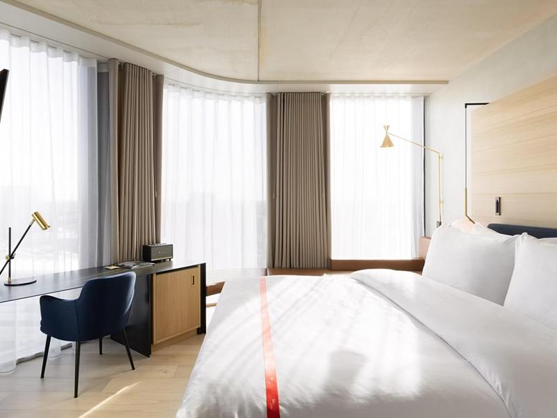 Ruby Emma Hotel Amsterdam by IHG image