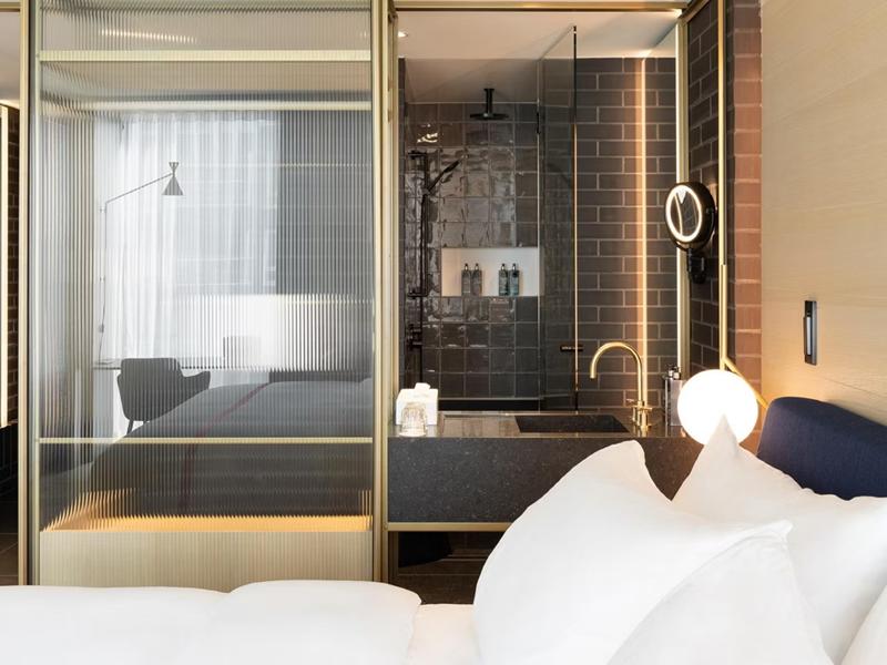 Ruby Emma Hotel Amsterdam by IHG image