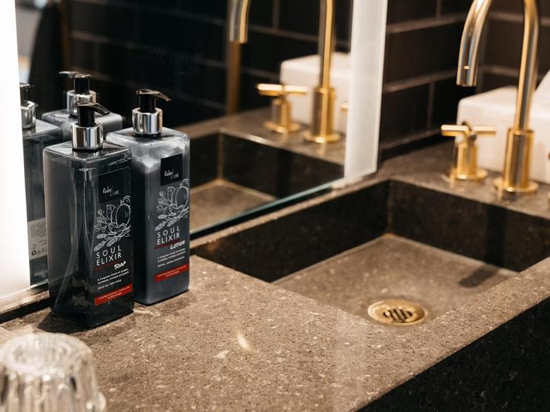 Ruby Emma Hotel Amsterdam by IHG image
